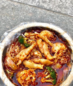 《创世灰烬》卡顿解决方法