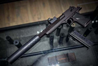 界外狂潮沙鹰怎么样