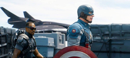 粉丝不满美国队长回归《复仇者联盟5》：不尊重猎鹰队长！